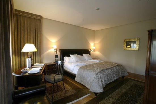 PAZO LOS ESCUDOS & HOTEL RESORT