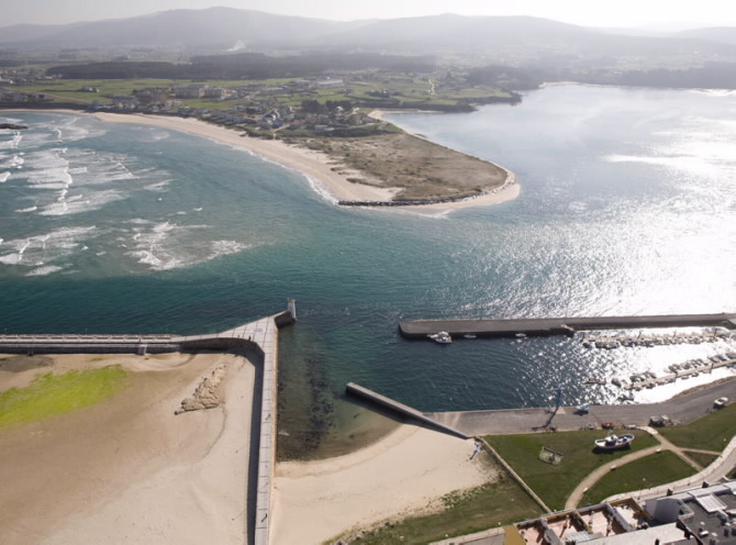 FARO DEL ESPIGÓN DE FOZ