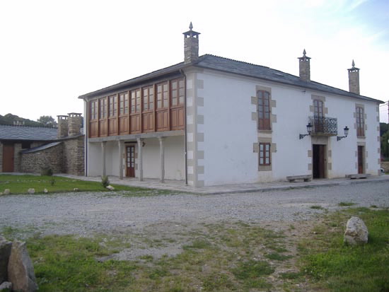 CASA GRANDE DE ANLLO