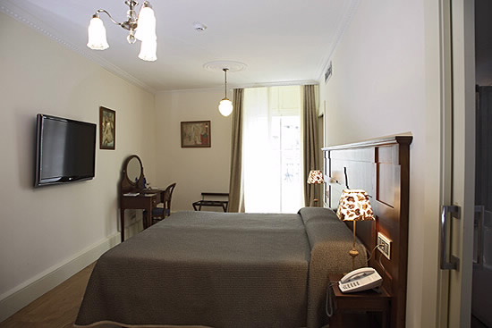 PAZO DE ORBÁN E SANGRO