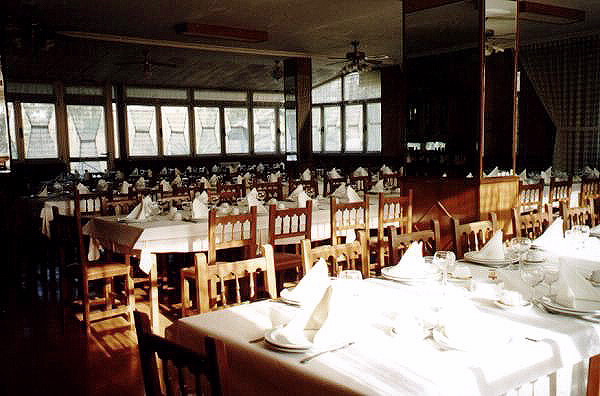 HOTEL A ESTRADA ROOMS