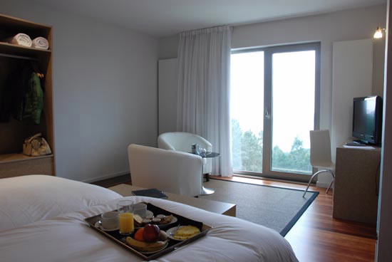 HOTEL DE NATUREZA A.V.