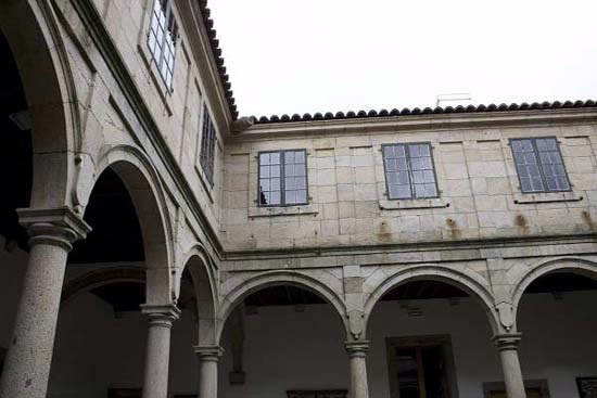 ANTIGO HOSPITAL DE SAN ROQUE