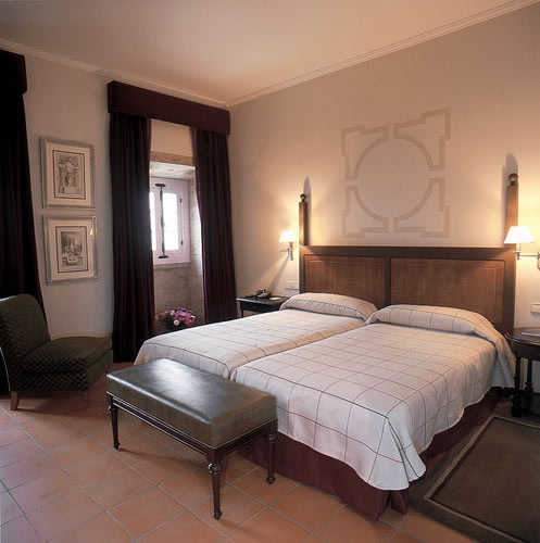 PARADOR  DE MONFORTE DE LEMOS