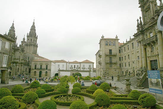 A CIDADE DE SANTIAGO DE COMPOSTELA