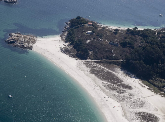 OS BOLOS (ILLAS CÍES)