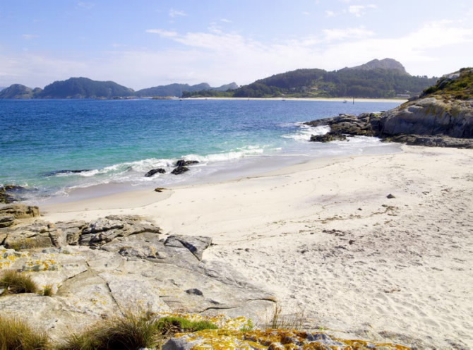 OS BOLOS (ILLAS CÍES)