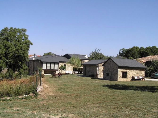 CASA RURAL OS TRINTAS