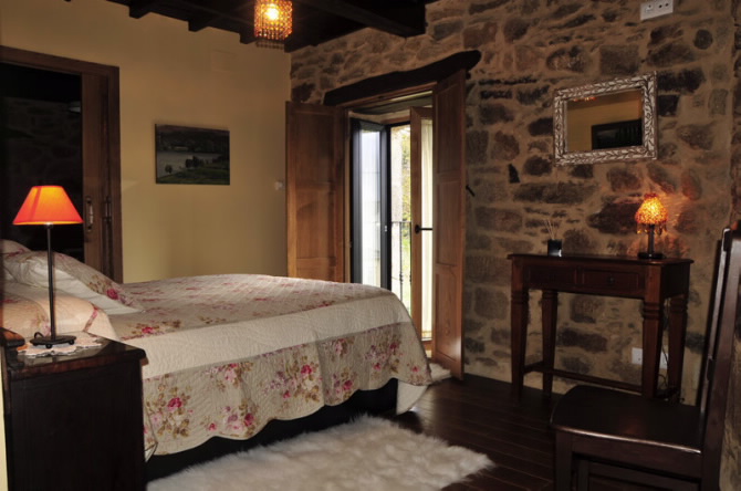 CASA RURAL OS TRINTAS