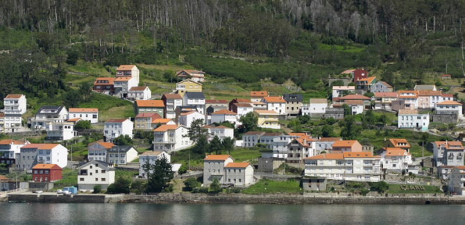 CASAS MARIÑEIRAS NO ÉZARO