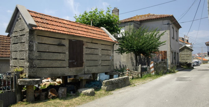 CASAS MARIÑEIRAS EN VILARIÑO - O HÍO