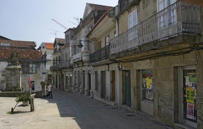 CASAS MARIÑEIRAS NA ZONA VELLA DE CANGAS