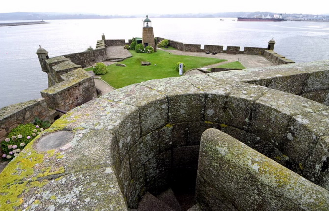 FARO CASTELO DE SAN ANTÓN