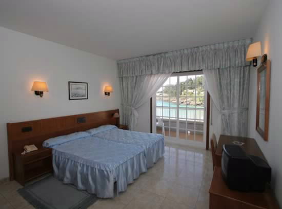 HOTEL AQUARIA CANELIÑAS