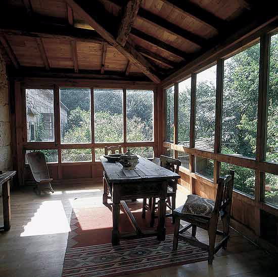 ABADÍA DO PELOURO AXEITO