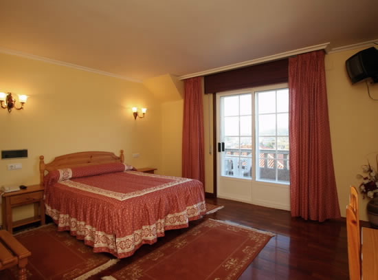 HOTEL RESTAURANTE GBC ISAPE