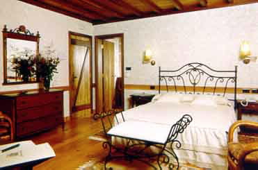 CASA ANTIGA DO MONTE