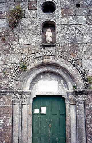 IGREXA PARROQUIAL DE SANTA LOCACIA DE FRIXE