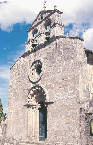 IGREXA DE SAN PANTALEÓN DAS VIÑAS