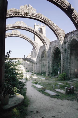 RUINAS DE SANTA MARIÑA DOZO