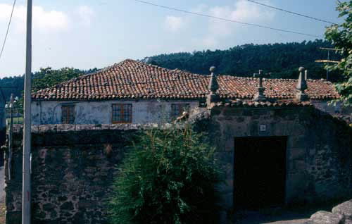 RECTORAL DE LOUREDA