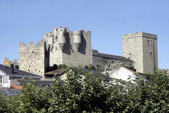 FORTALEZA DO CASTRO DE CALDELAS