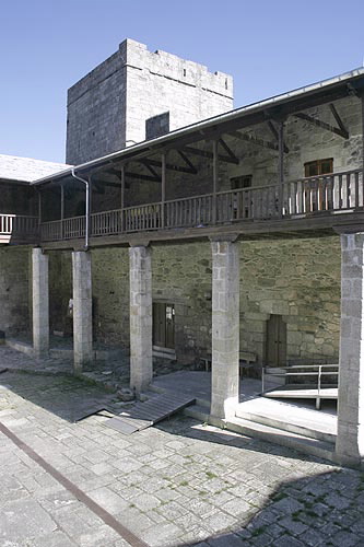 FORTALEZA DO CASTRO DE CALDELAS