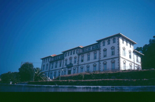 CENTRO DE ENSEÑANZAS MEDIAS