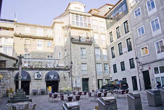 PRAZA EIRONCIÑO DOS CABALEIROS