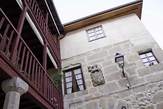 PRAZA EIRONCIÑO DOS CABALEIROS