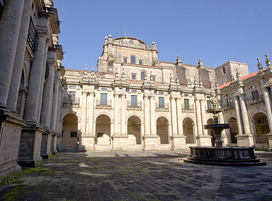 MOSTEIRO DE SAN MARTIÑO PINARIO