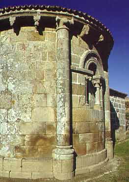 IGREXA PARROQUIAL DE SAN MARTIÑO DE RIOBÓ