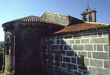 IGREXA PARROQUIAL DE SAN MARTIÑO DE RIOBÓ