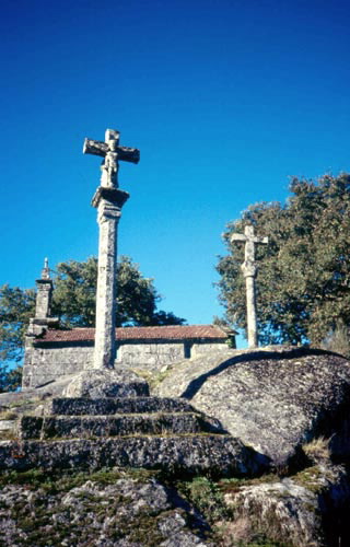 CAPELA DE SAN LOURENZO. PEDRE