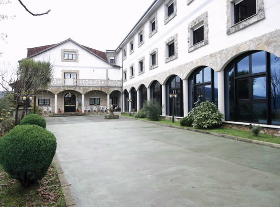 OS BAÑOS DA BREA SL