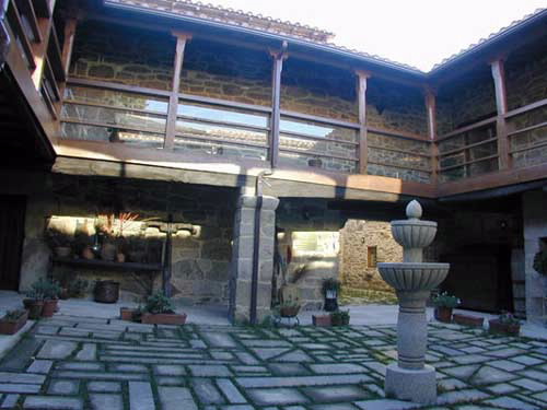 CASA DE SAN LOURENZO DE TRIVES