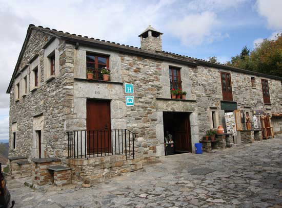 HOTEL O CEBREIRO