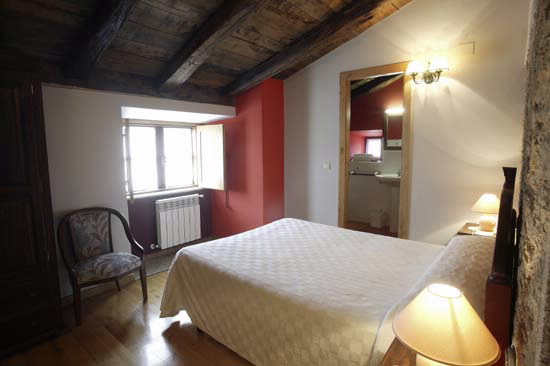 A PENA DE AUGASANTAS