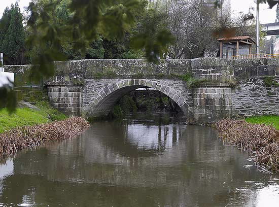 PONTE VELLA DAS CASCAS