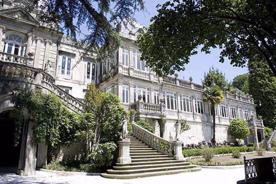 PAZO DE LOURIZÁN
