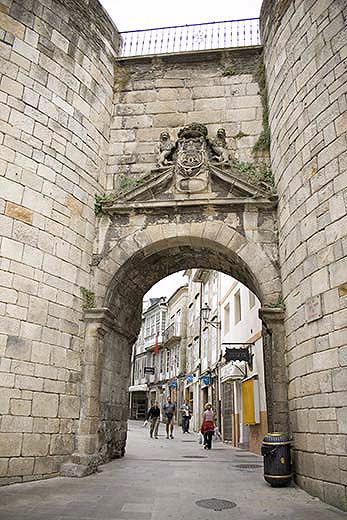 PORTA DE SAN PEDRO DE TOLEDO (MURALLA DE LUGO)