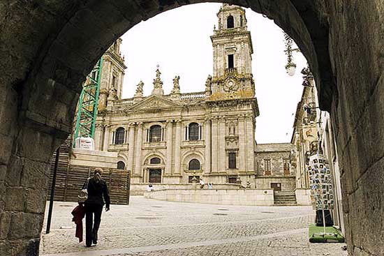 PORTA DE SANTIAGO (MURALLA DE LUGO)