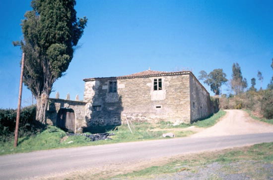 CASA BARRAL PIMENTEL OU CASA DA PENA
