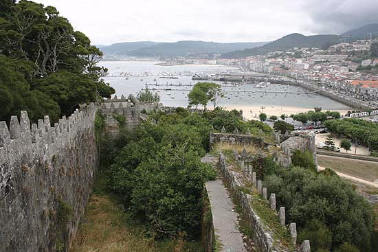ZONA ANTIGA DE BAIONA
