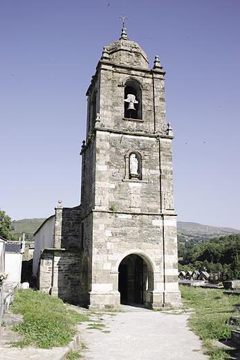 IGREXA PARROQUIAL DE SANTIAGO DE TRIACASTELA