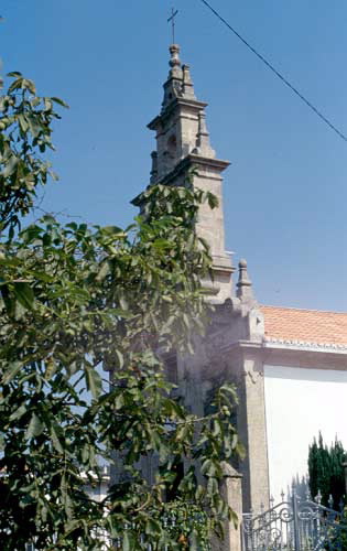 IGREXA DE SANTA MARÍA DE CORTIÑÁN