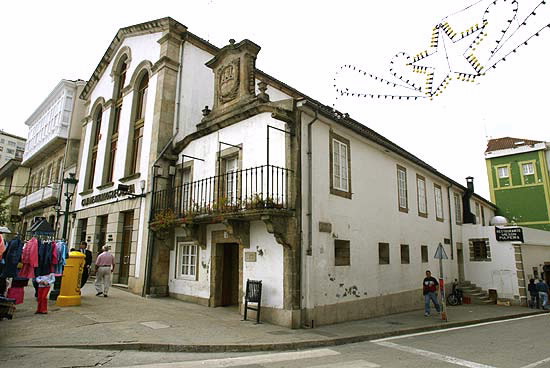 EDIFICIO DO COLEXIO DE ORFAS