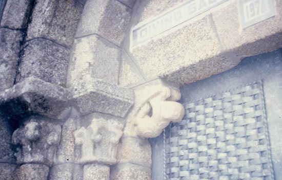 IGREXA DE SAN SALVADOR DE VILOUZÁS