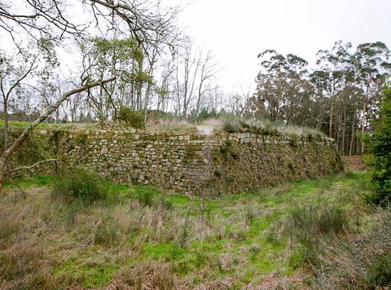 CASTELO E MURALLA DE GOIÁN