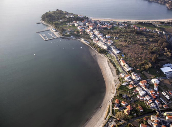 PEQUENA DE MIÑO - A RIBEIRA